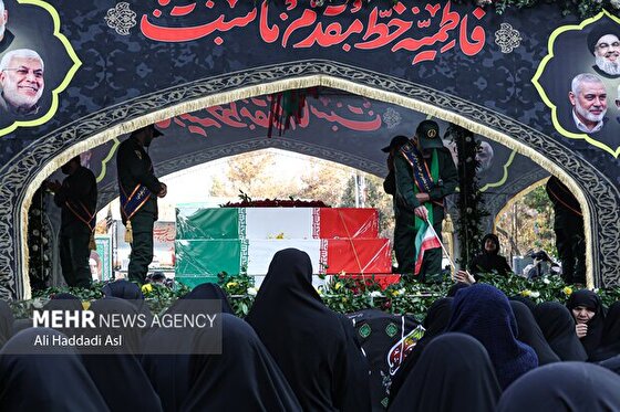 People bid farewell to 300 anonymous martyrs across Iran