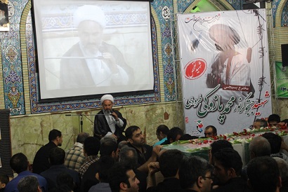تشییع پیکر شهید بسیجی و مخترع محمد رضا پازوکی طرودی تشییع پیکر شهید بسیجی و مخترع محمد رضا پازوکی طرودی