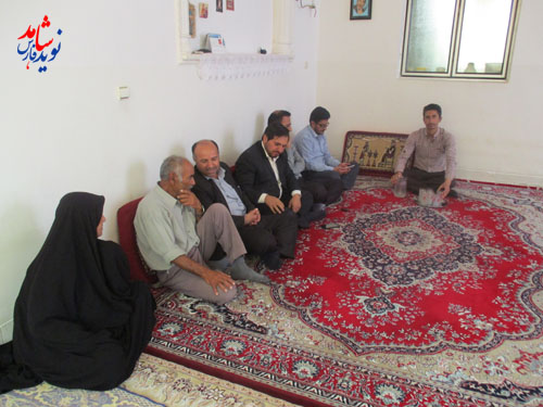 دیدار از خانواده آزادگان/ سروستان دیدار از خانواده آزادگان/ سروستان