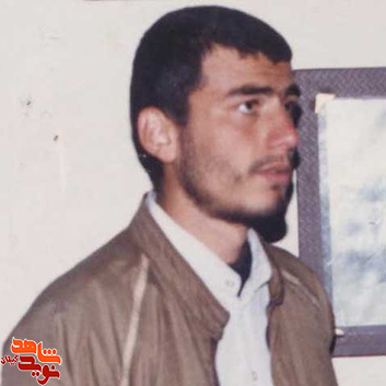 دانشجوی سال دوم دانشکده تربیت معلم/ شهید فرداد بائوج لاهوتی دانشجوی سال دوم دانشکده تربیت معلم/ شهید فرداد بائوج لاهوتی