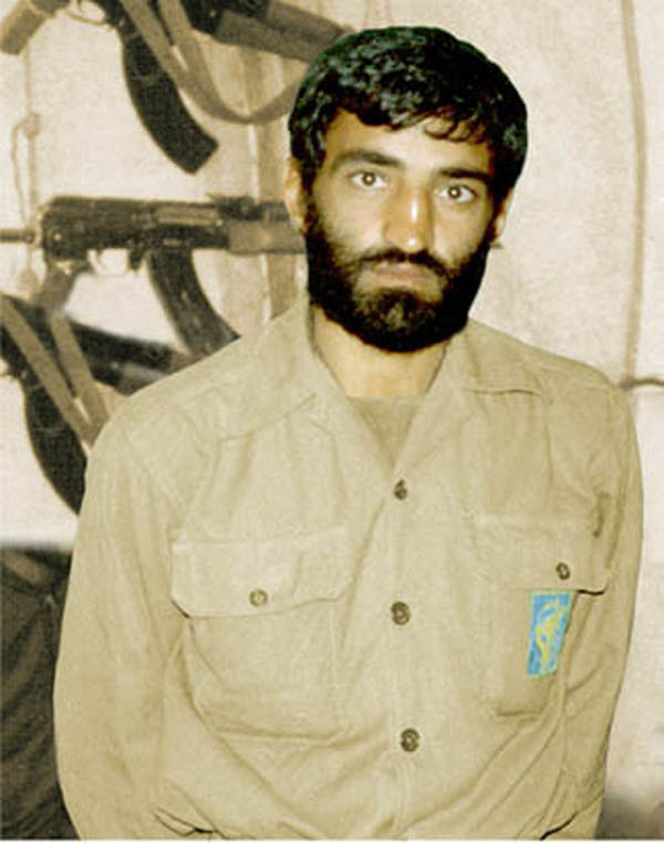 بخشی از یک نامه حاج احمد متوسلیان به مرادش، محمد بروجردی بخشی از یک نامه حاج احمد متوسلیان به مرادش، محمد بروجردی