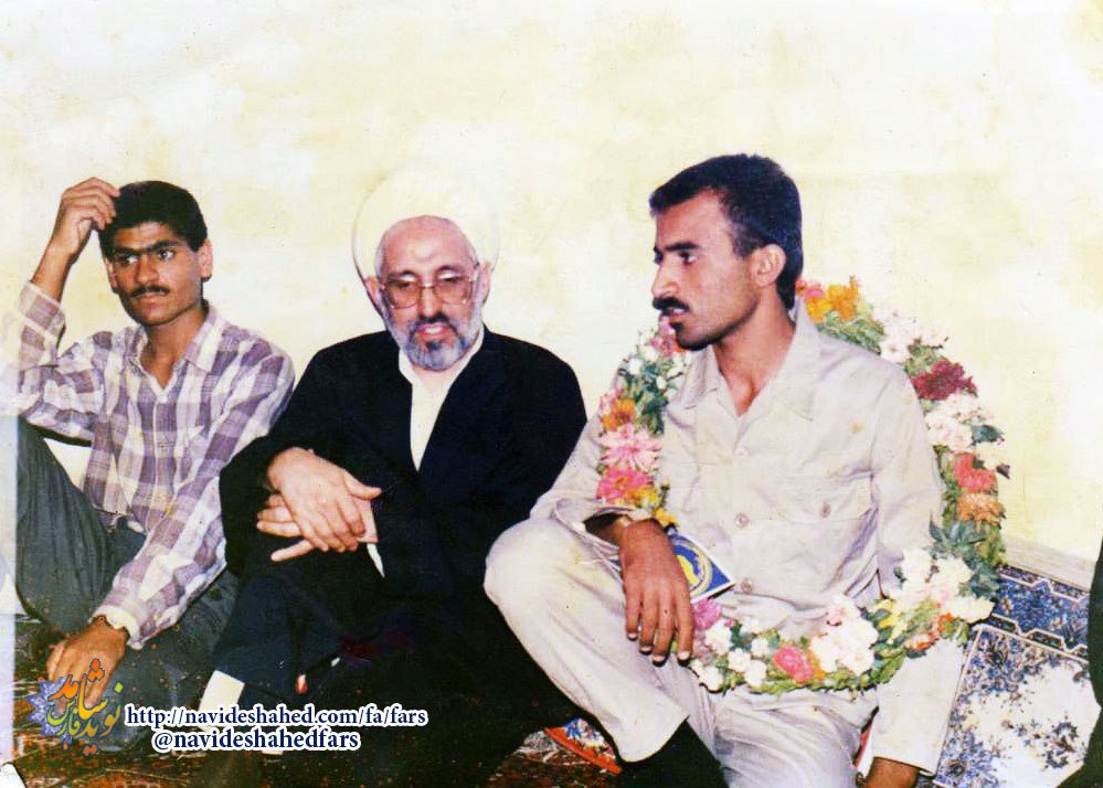 محرم در اسارت / مصاحبه با آزاده جانباز مهدی آذرنوش محرم در اسارت / مصاحبه با آزاده جانباز مهدی آذرنوش