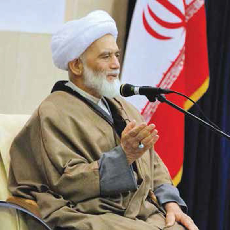 مثنوی هفتاد من خدمات شهید همدانی مثنوی هفتاد من خدمات شهید همدانی