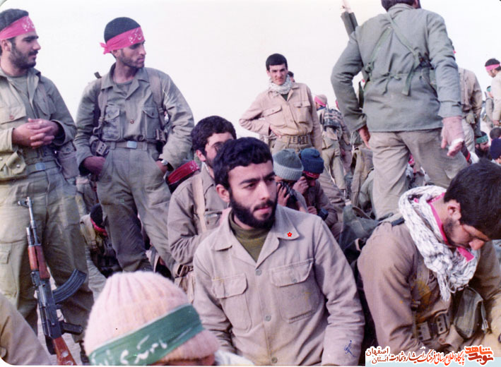 پاسداری هستم از سلاله خون جملگی شهداء اسلام