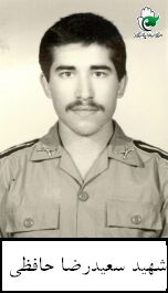 ترکش خمپاره آخرین بوسه گاه مادر را شکافت... ترکش خمپاره آخرین بوسه گاه مادر را شکافت...