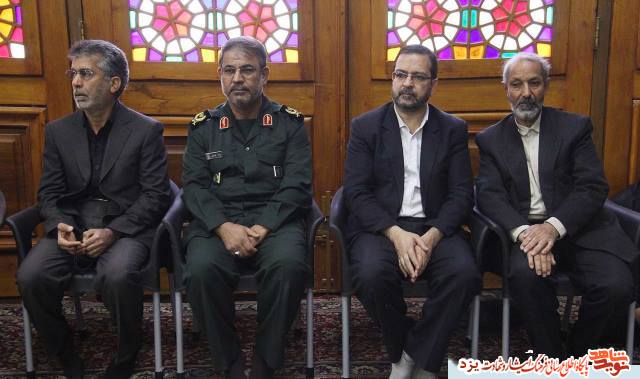 مراسم بزرگداشت شهید مدافع حرم در یزد برگزار شد مراسم بزرگداشت شهید مدافع حرم در یزد برگزار شد