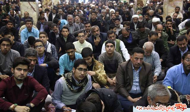 مراسم بزرگداشت شهید مدافع حرم در یزد برگزار شد مراسم بزرگداشت شهید مدافع حرم در یزد برگزار شد