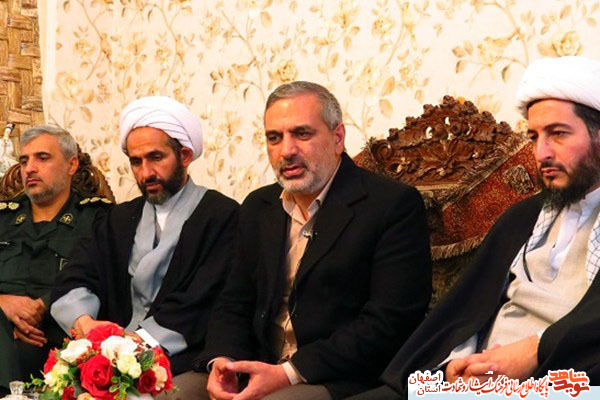 دوبرادر معلم قرآن، یاریرسان به محرومان، مجاهد در برابر متجاوزان و شهادت همزمان دوبرادر معلم قرآن، یاریرسان به محرومان، مجاهد در برابر متجاوزان و شهادت همزمان
