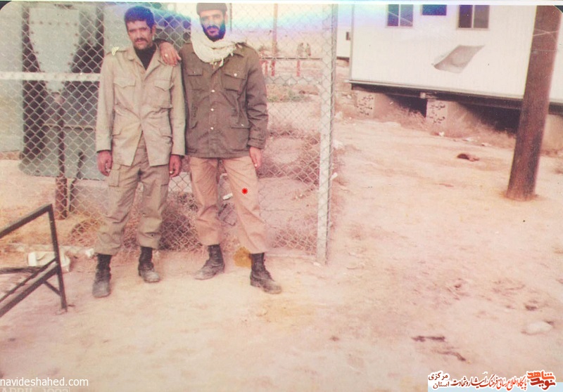 افتخار کن مادر که شهید شدم و راه بهشت را برای تو هموار می کنم افتخار کن مادر که شهید شدم و راه بهشت را برای تو هموار می کنم