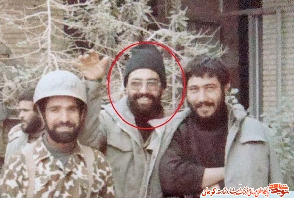شهید «علی اصغر صانعی»: همیشه در خط امام(ره) قدم بردارید شهید «علی اصغر صانعی»: همیشه در خط امام(ره) قدم بردارید