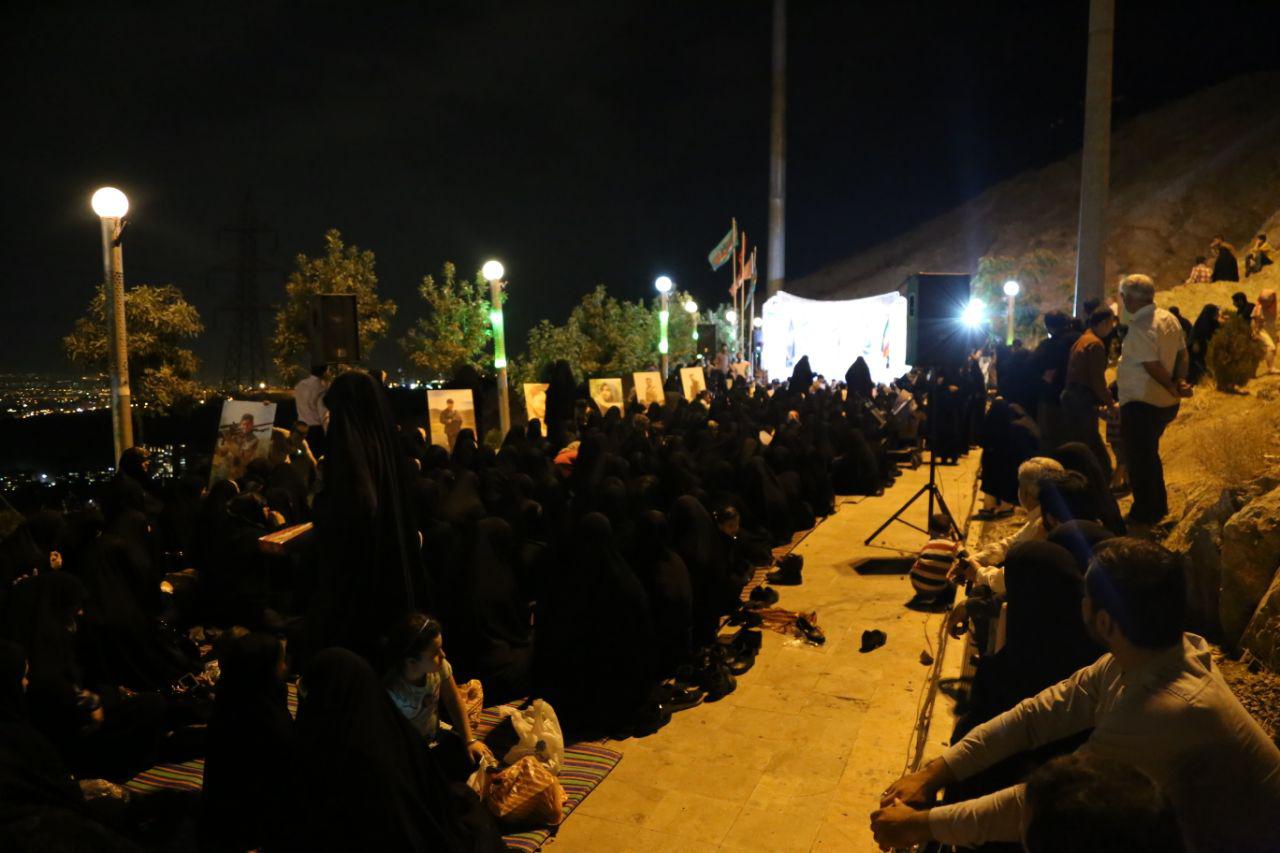 گردهمایی مادران شهدای مدافع حرم در کهفالشهدا برگزار شد+عکس گردهمایی مادران شهدای مدافع حرم در کهفالشهدا برگزار شد+عکس