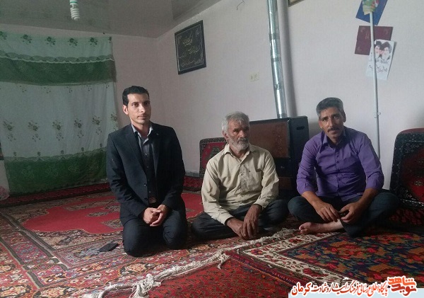 دیدار مسئولان بنیاد شهید با خانواده شهیدان «جلال سلیمانی» و «یارا... حیدری» دیدار مسئولان بنیاد شهید با خانواده شهیدان «جلال سلیمانی» و «یارا... حیدری»