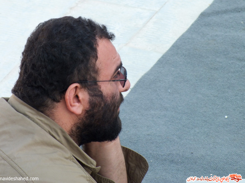 با من مثل شهید گمنام رفتار کنید با من مثل شهید گمنام رفتار کنید