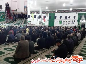 آشنایی با سیره شهدا موجب تقویت روحیه‌ ایثارگری می‌شود
