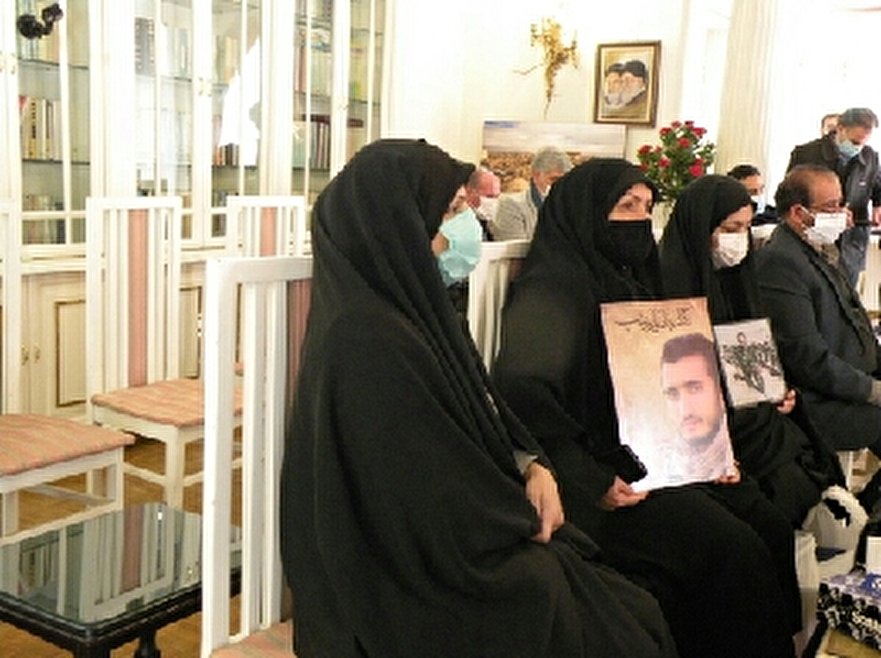 امیدواریم شرایط سفر خانواده شهدای مدافع حرم به سوریه فراهم شود