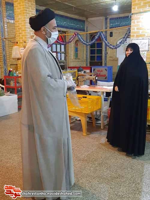 گفتگو با خواهر شهیدی که در سنگر مبارزه با کرونا فعالیت میکند گفتگو با خواهر شهیدی که در سنگر مبارزه با کرونا فعالیت میکند