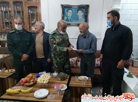 دیدار با خانواده شهدای شهرستان ابهر در هفته دفاع مقدس