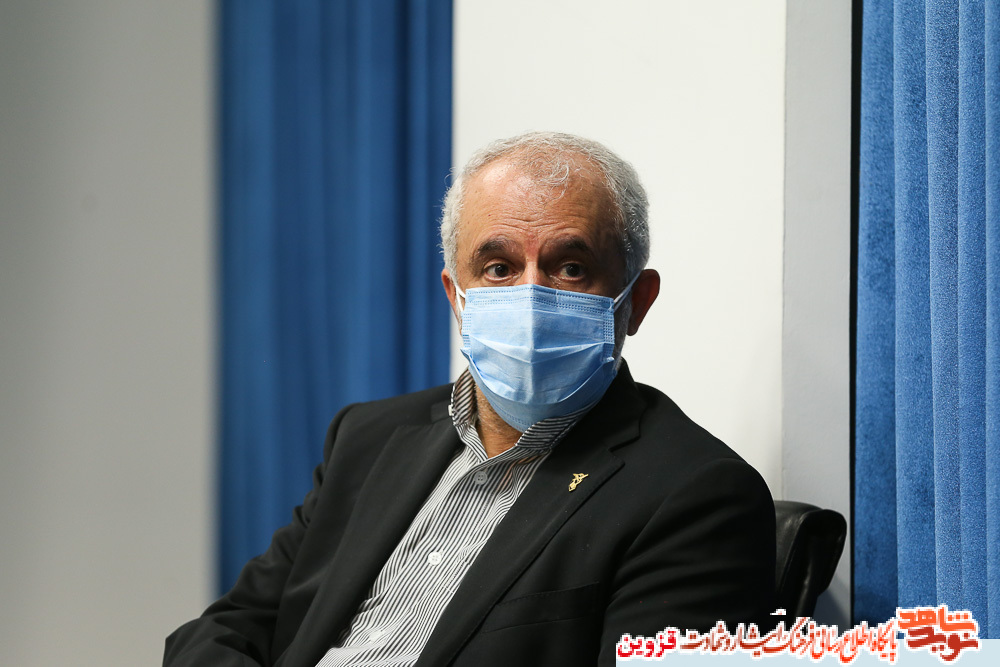 تکریم خانواده‌های شهدا وظیفه همگانی است