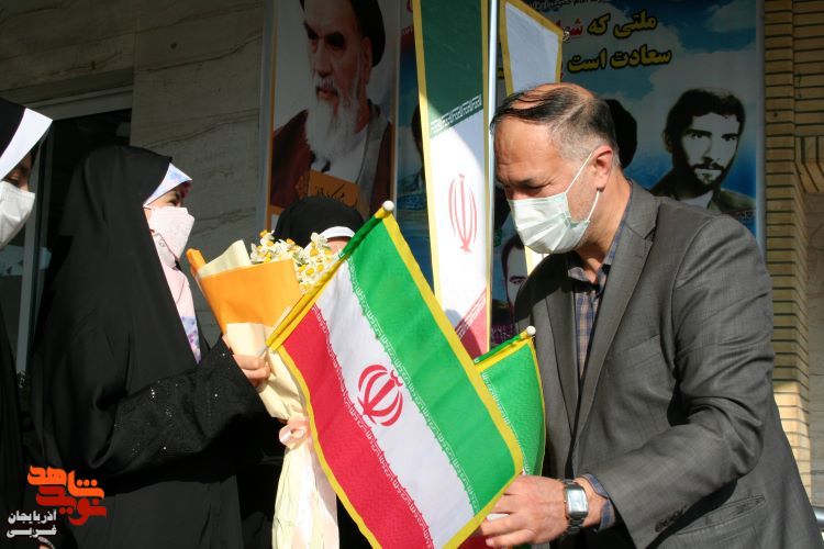 شهدا پرچم های افتخار و اقتدار ایران اسلامی هستند