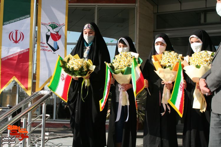 شهدا پرچم های افتخار و اقتدار ایران اسلامی هستند