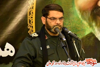 حاج قاسم دلش از اندوه اسارت بچه ها دردمند بود