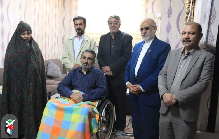 دیدار با خانواده معظم شهدا، ادای دین به مقام والای شهدا است