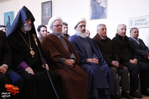 برگزاری آئین عطرافشانی شهدای ارامنه برگزاری آئین عطرافشانی شهدای ارامنه