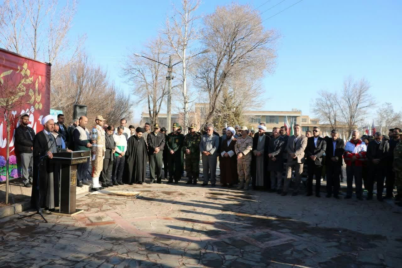 مراسم مهمانی لاله ها درشهرستان خوی