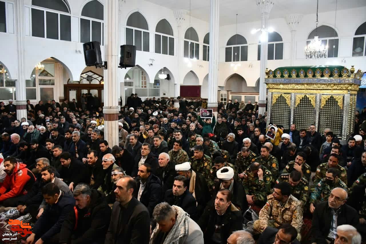 مراسم وداع با رهبران جبهه مقاومت سیدحسن نصرالله وسید هاشم صفی الدین در شهرستان خوی برگزار شد.