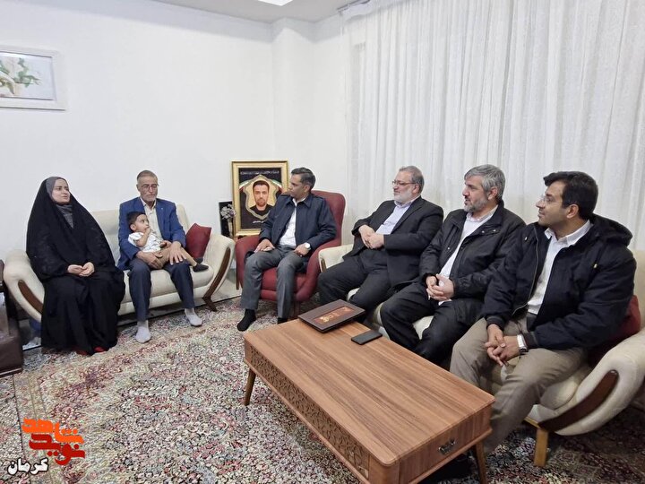 دیدار قائم مقام دانشگاه آزاد اسلامی با خانواده شهیدان حبیب زاده و محمدی