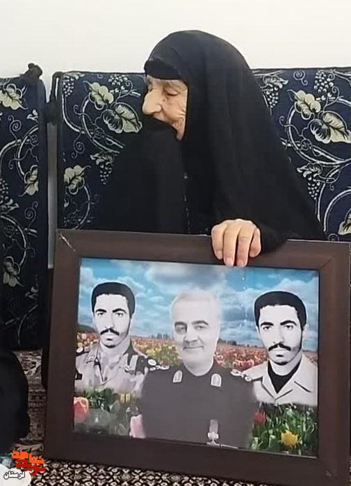انتظار مادر شهید یک نوع شهادت است انتظار مادر شهید یک نوع شهادت است