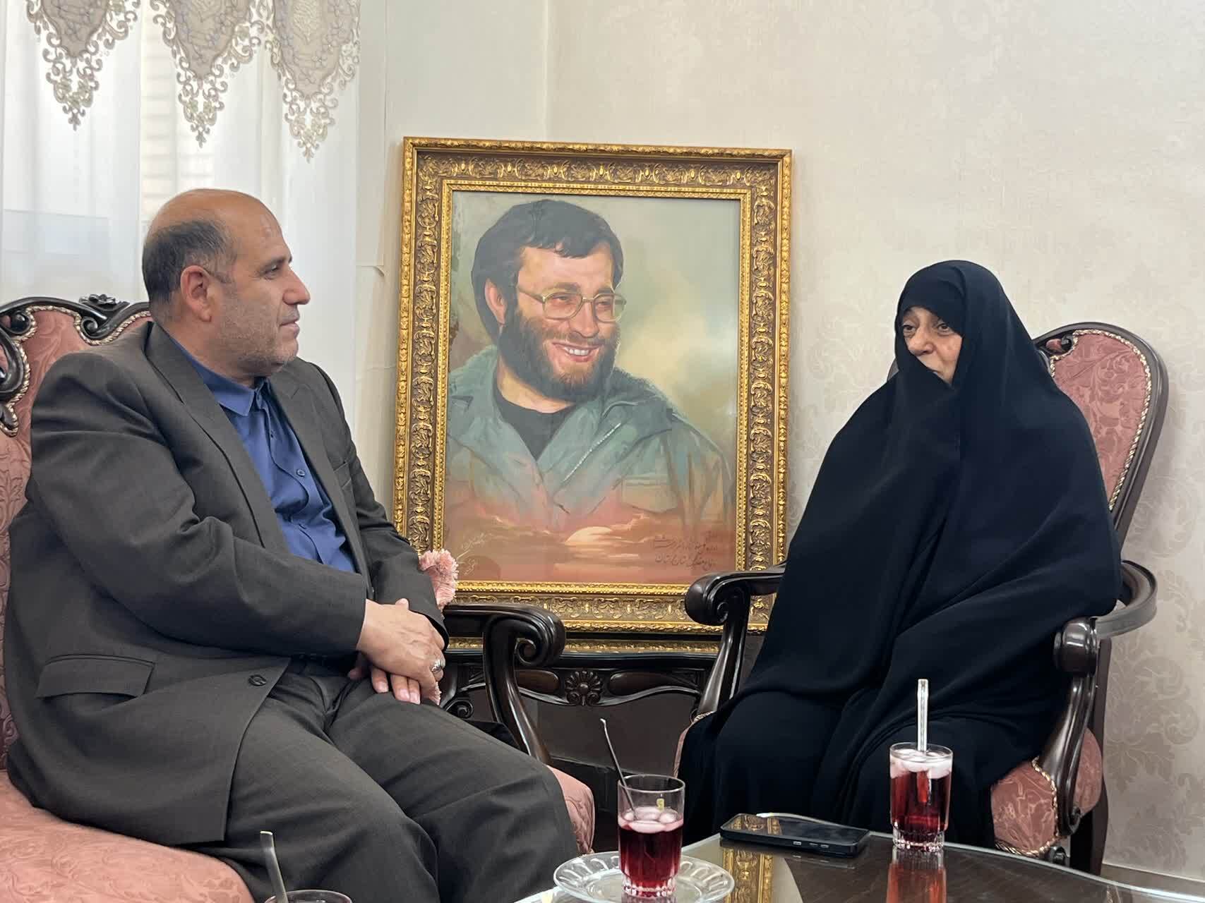 دیدار مدیرکل بنیاد شهید تهران با همسر سردار سرلشکر«محمد بروجردی» دیدار مدیرکل بنیاد شهید تهران با همسر سردار سرلشکر«محمد بروجردی»