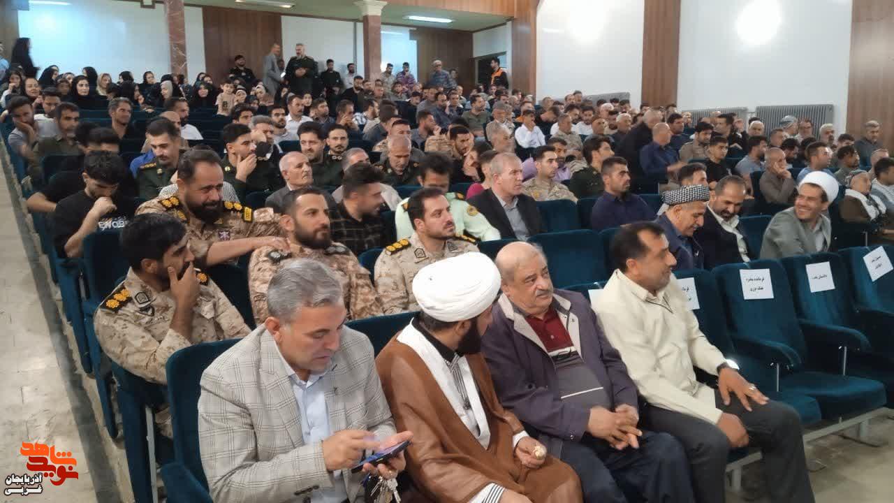 مراسم گرامیداشت دهه امامت و ولایت با حضور خانواده ایثارگران در سردشت