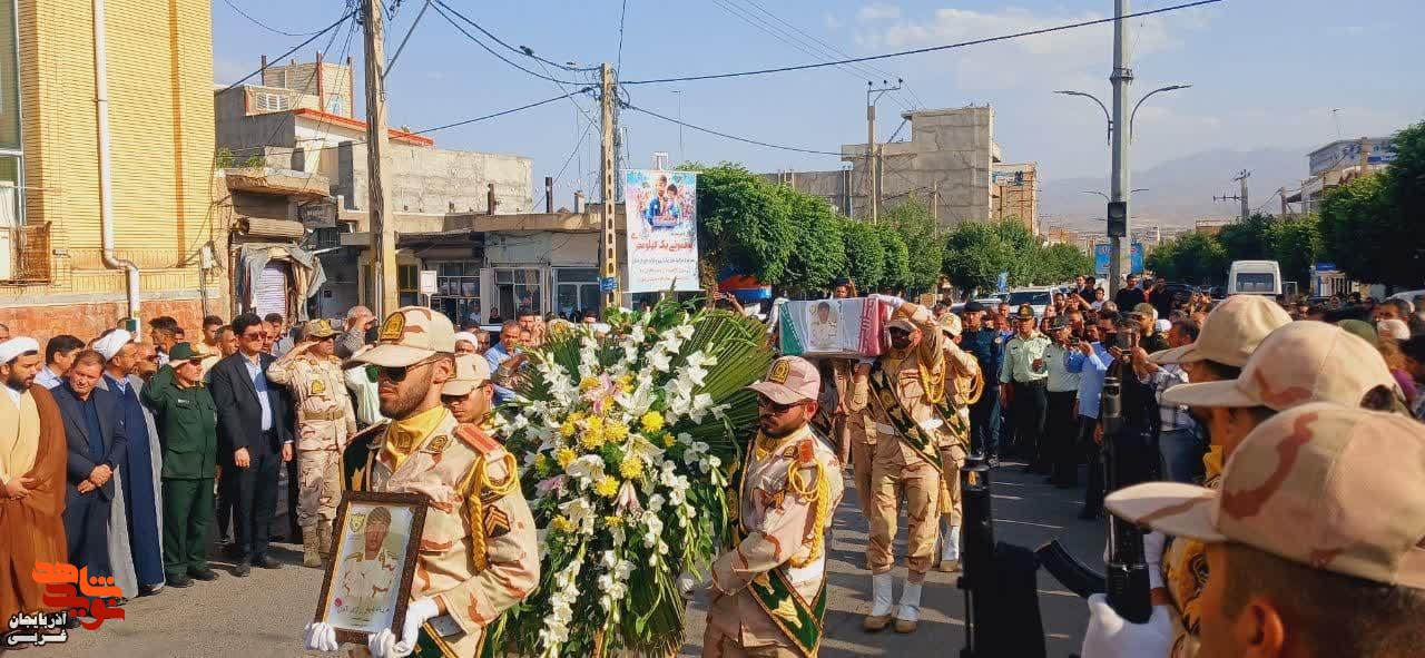 تشییع پیکر مطهر شهید «ارکان آخش»