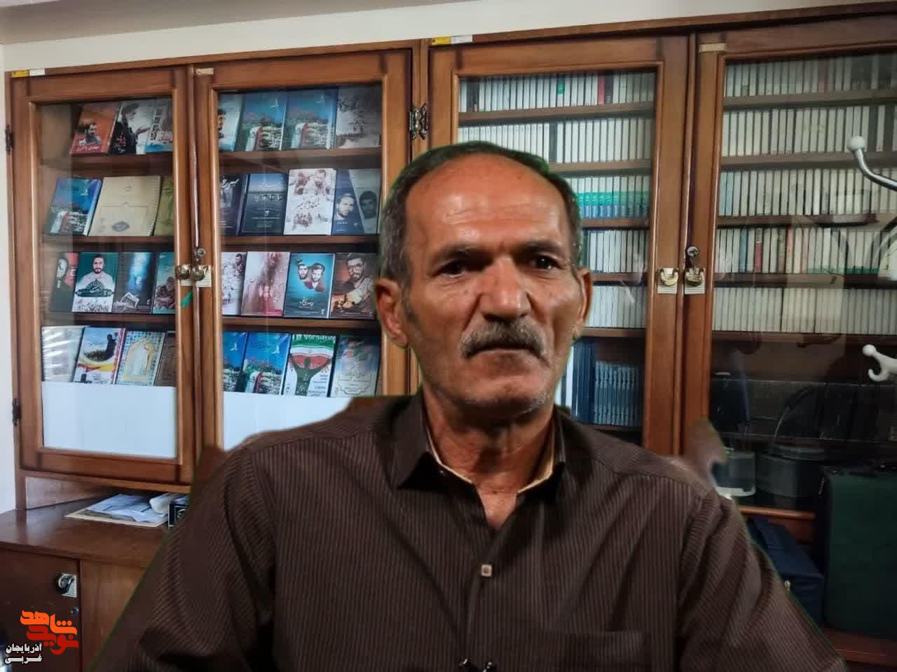 گفتم من نظامی هستم ، اگر من را بگیرند اعدامم می‌کنند