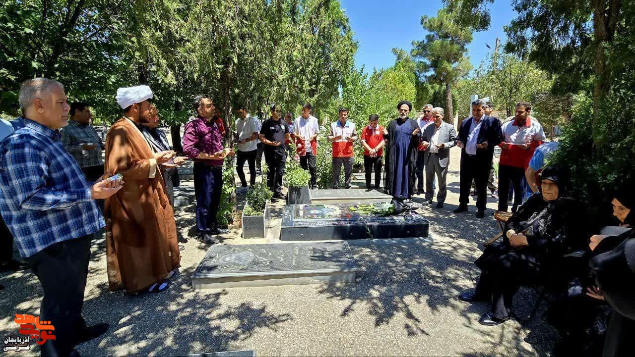 تجلیل از خانواده شهید والامقام حسن قالی‌زاده در سالگرد شهادت ایشان