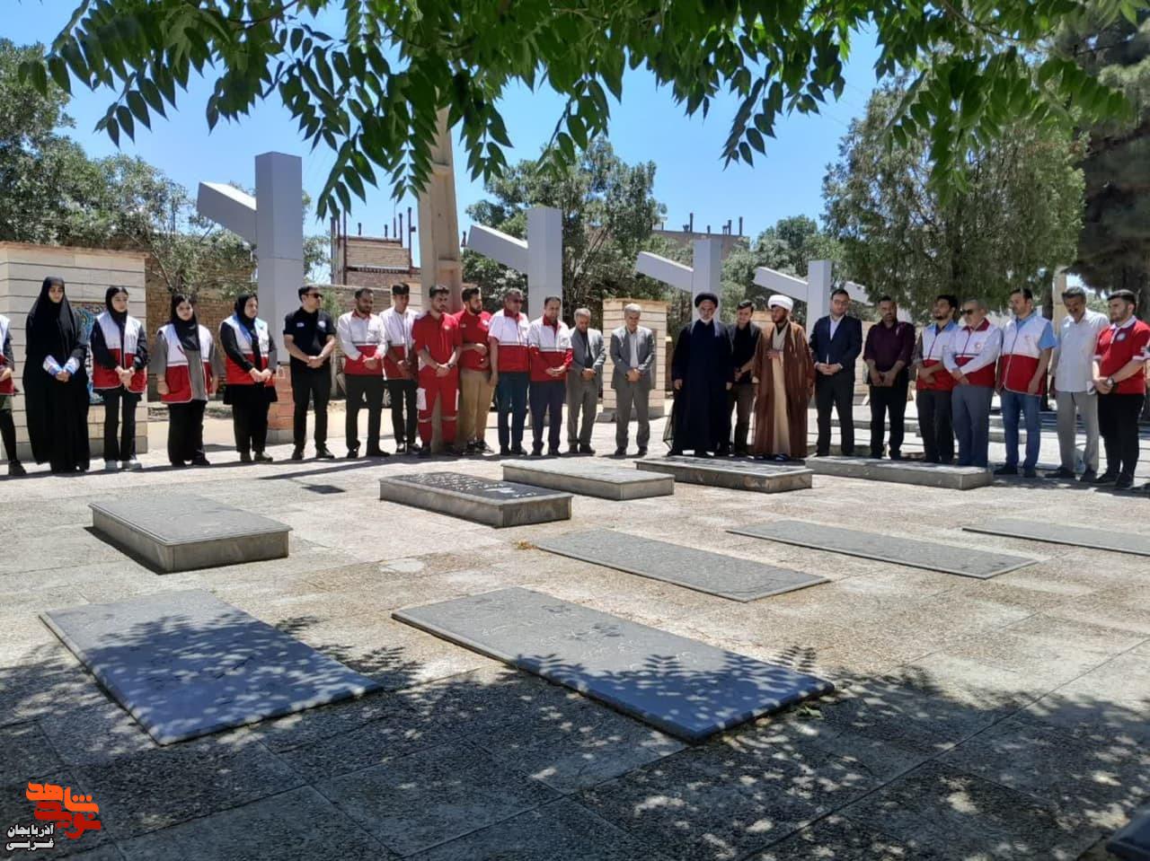 تجلیل از خانواده شهید والامقام حسن قالی‌زاده در سالگرد شهادت ایشان