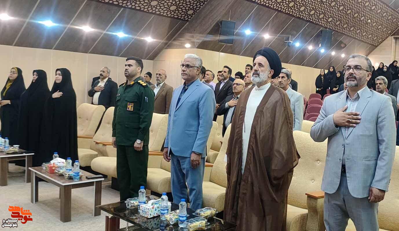 یکی از مهم‌ترین رموز ماندگاری نظام مقدس جمهوری اسلامی زنده نگه داشتن یاد و خاطره شهداست