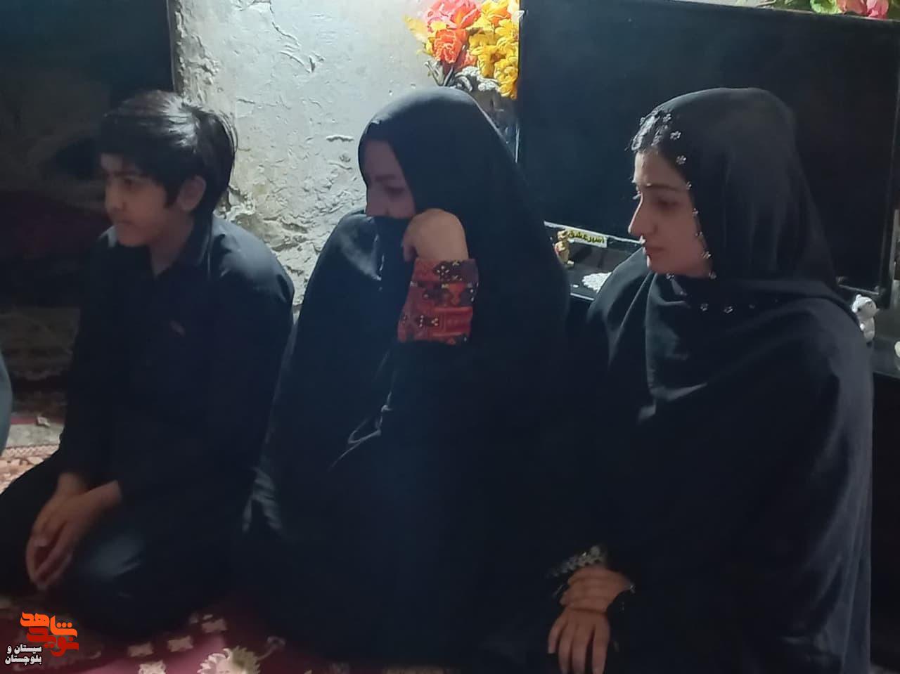نماینده ولی‌ فقیه در بنیاد شهید و امور ایثارگران کشور با خانواده‌های معظم شهدا و ایثارگران در زاهدان دیدار کرد