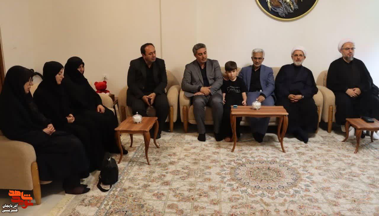 دیدار معاون بهداشت و درمان بنیاد شهید و امورایثارگران و مدیرکل بنیاد آذربایجان غربی با خانواده تعدادی از شهدای اقتدار در ارومیه