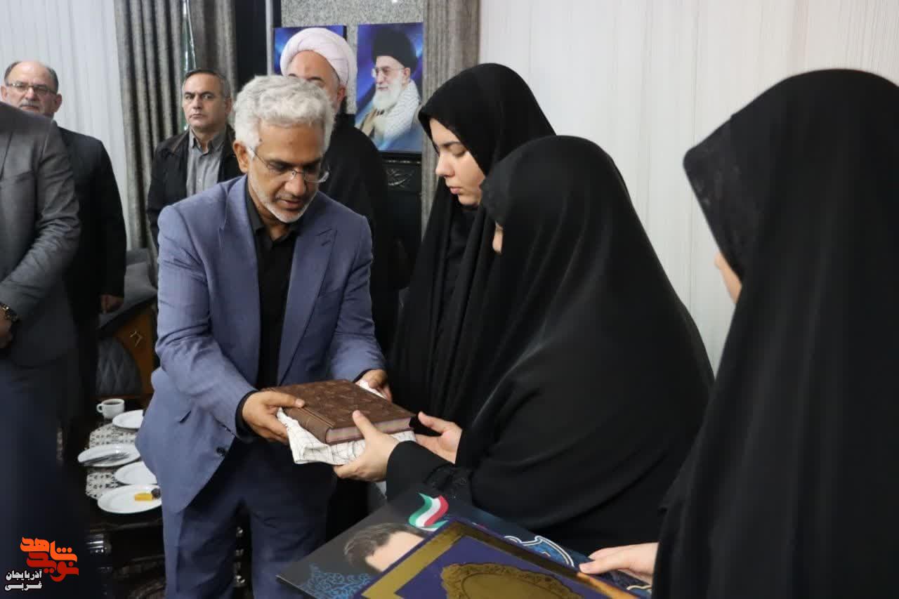 دیدار معاون بهداشت و درمان بنیاد شهید و امورایثارگران و مدیرکل بنیاد آذربایجان غربی با خانواده تعدادی از شهدای اقتدار در ارومیه