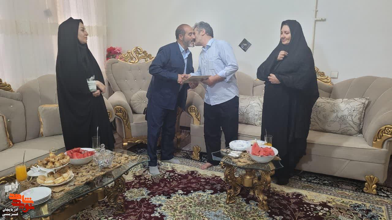 دیدار و دلجویی جمعی از مسئولان شهرستان میاندوآب از خانواده شاهد و ایثارگر