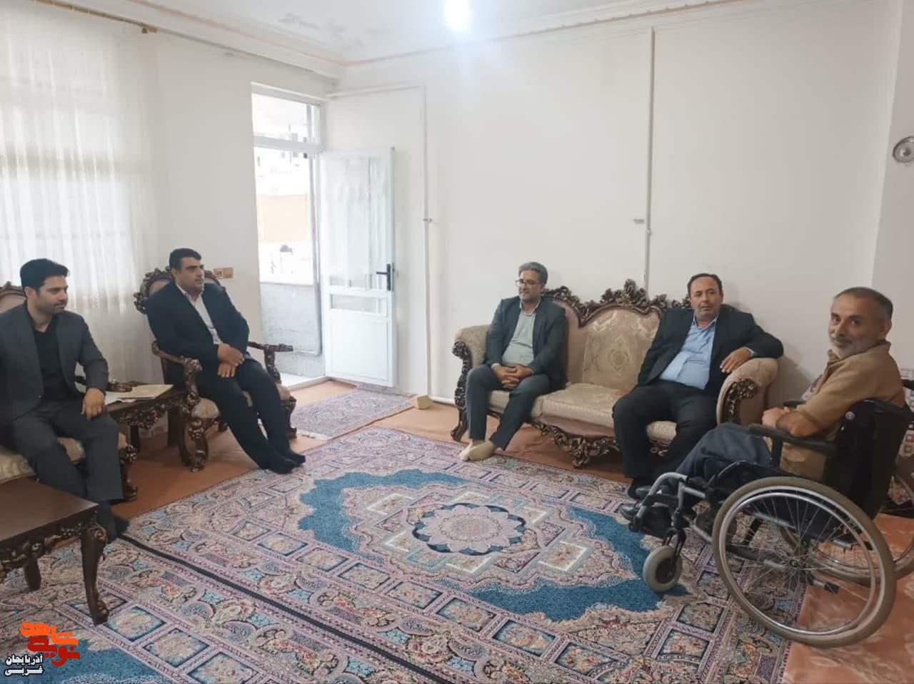 دیدار مدیرکل بنیاد شهید و امورایثارگران آذربایجان غربی با خانواده معظم شهدا و ایثارگر در ماکو