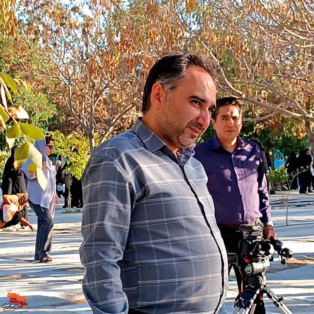 ضبط برنامه «پنج شنبه هایِ شهدایی» با نام و یاد شهداءِ گلگون کفن آغاز شد ضبط برنامه «پنج شنبه هایِ شهدایی» با نام و یاد شهداءِ گلگون کفن آغاز شد
