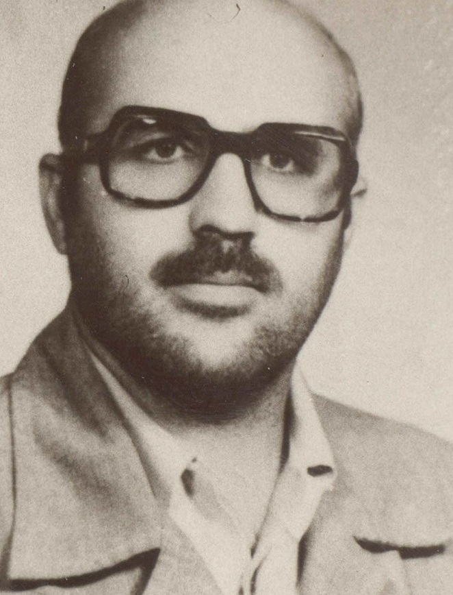 سردار «سنگرسازان بی سنگر» سردار «سنگرسازان بی سنگر»