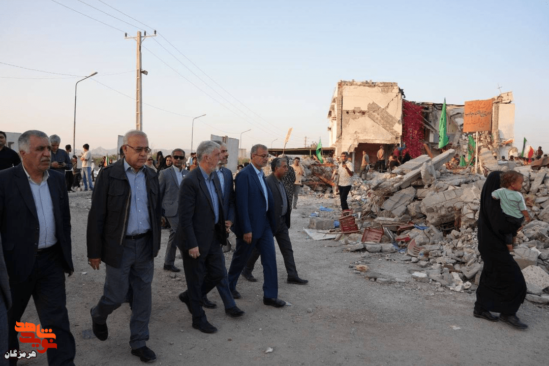 بازدید وزیر فرهنگ از قتلگاه دانش آموزان مینابی