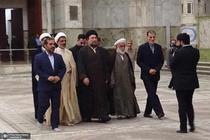 رالی آزادگان قم از حرم حضرت معصومه(س) تا حرم امام خمینی(ره) برگزار شد