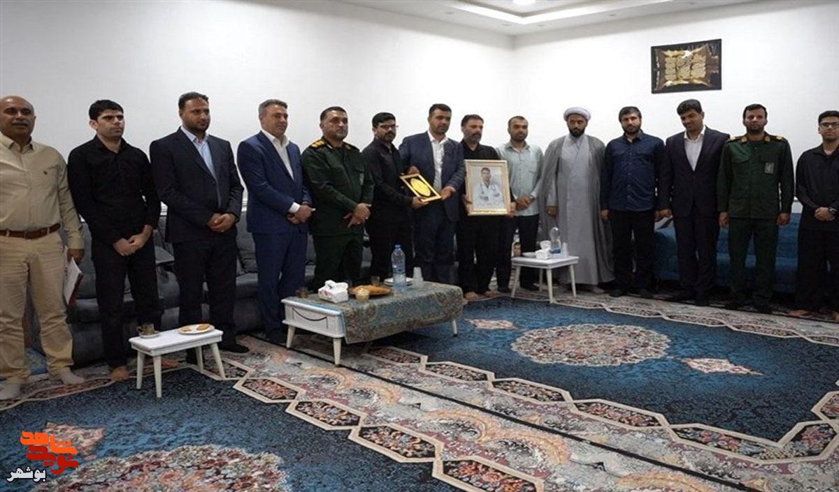 تجلیل از خانواده شهدای «جنگ رمضان» در جنوب استان بوشهر