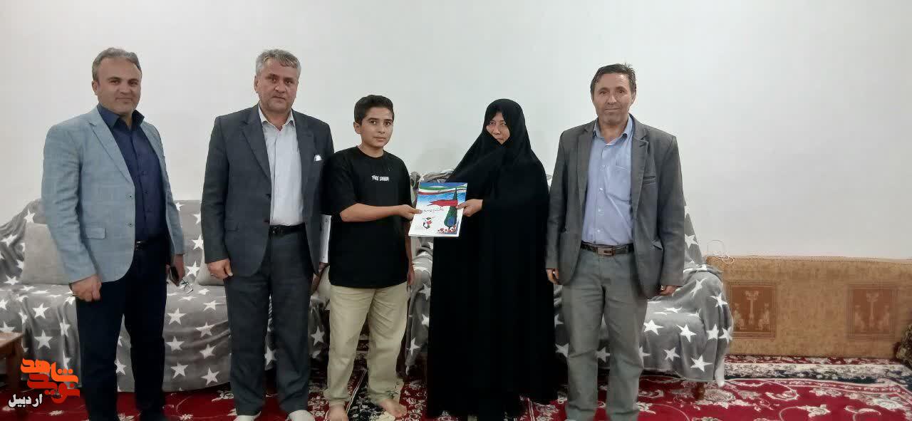 دیدار با ۳۰ خانواده شهدا و جانبازان در گرمی و انگوت دیدار با ۳۰ خانواده شهدا و جانبازان در گرمی و انگوت