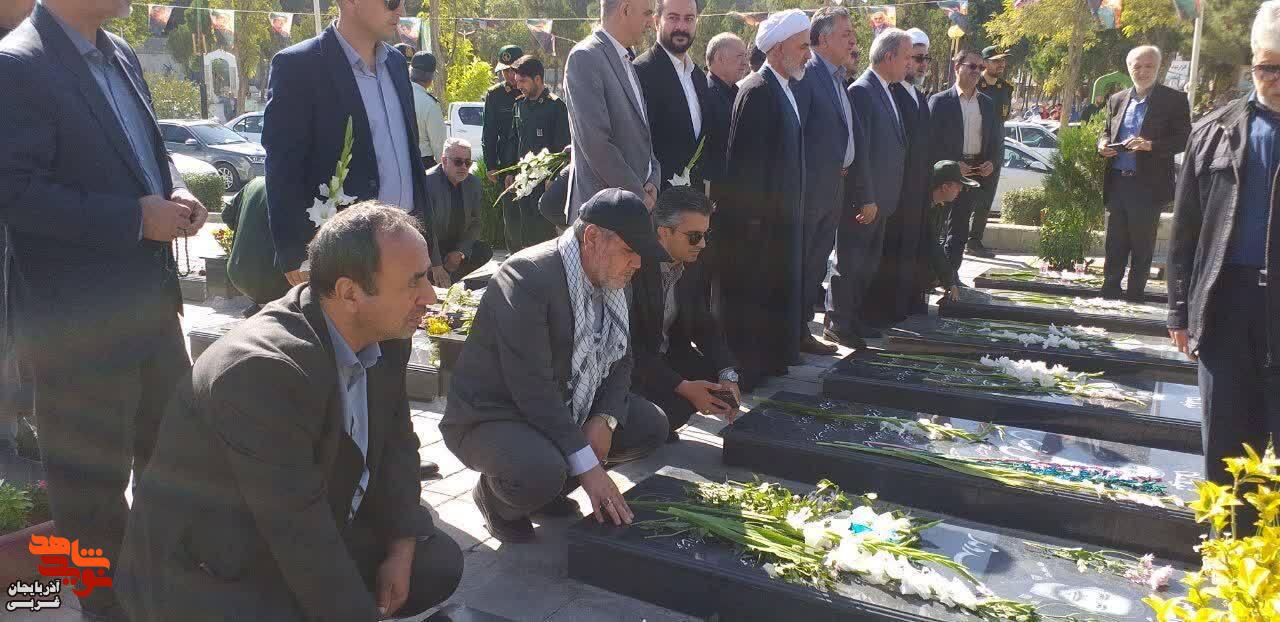 مراسم «میهمانی لالهها» در گلزار شهدای ارومیه مراسم «میهمانی لالهها» در گلزار شهدای ارومیه